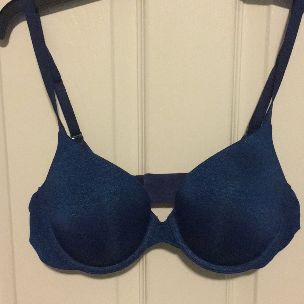 Victoria’s Secret “uplift” Bra